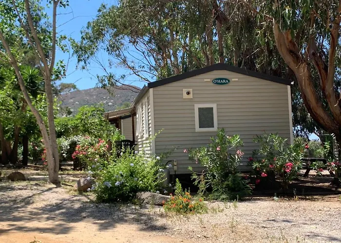 Camping Location Du Ranch Cantarettu Algajola (Corsica)