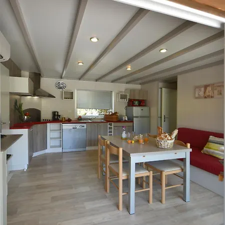 אתר קמפינג Location Du Ranch Cantarettu